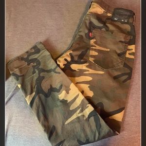 Men’s Levi’s jeans